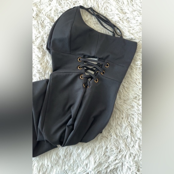 a'gaci Black Jumpsuit with Lace-Up Detailing - Picture 6 of 8